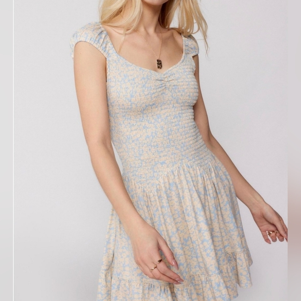 Urban Outfitters Georgina Smocked Floral Mini Dress Blue XS - Picture 9 of 13